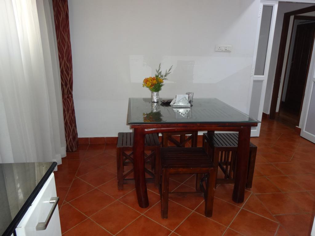 דירות אוטי Irinjalakuda House מראה חיצוני תמונה